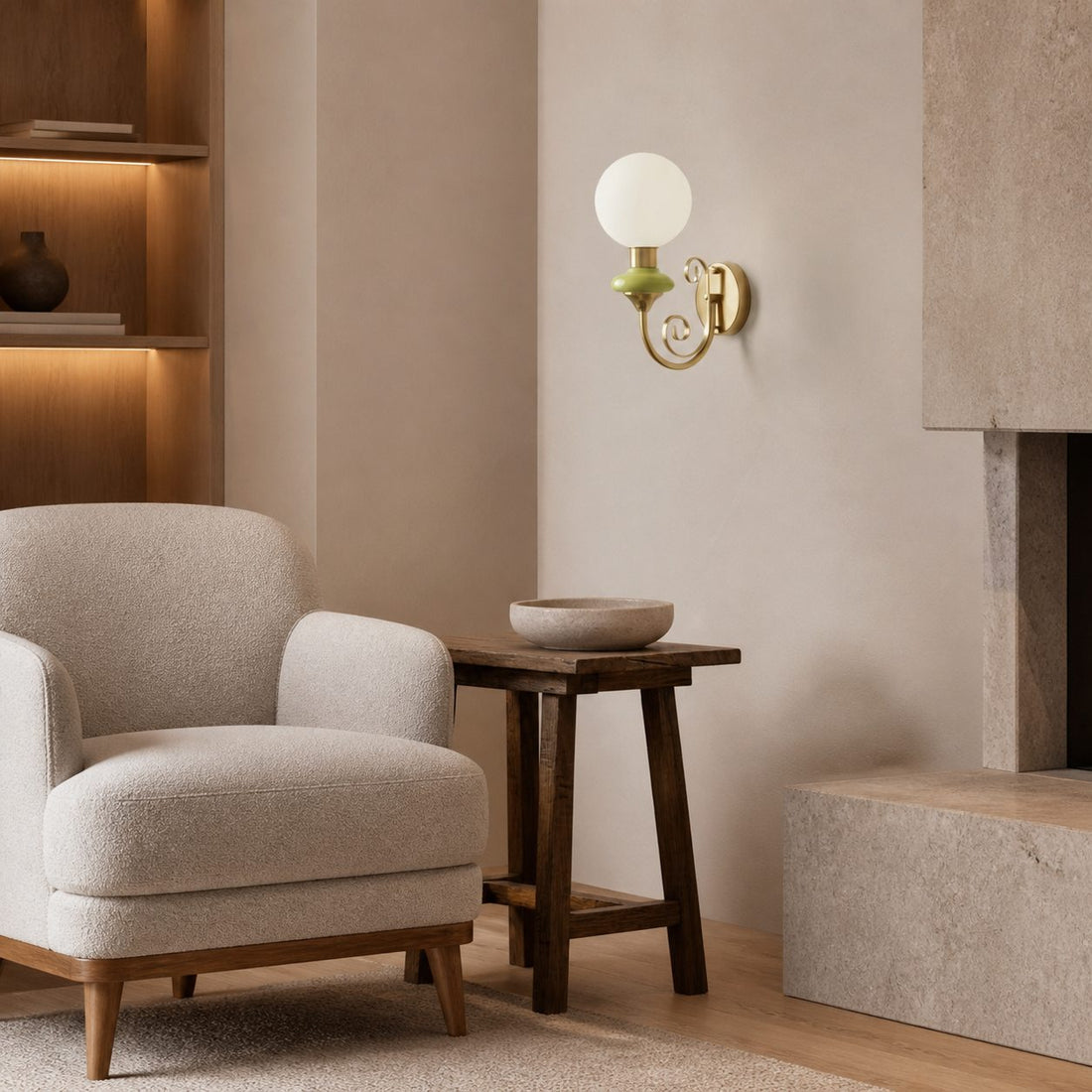 Noirvex Sculptural Metal Wall Lamp – Elegant Vertical Design for Living Spaces