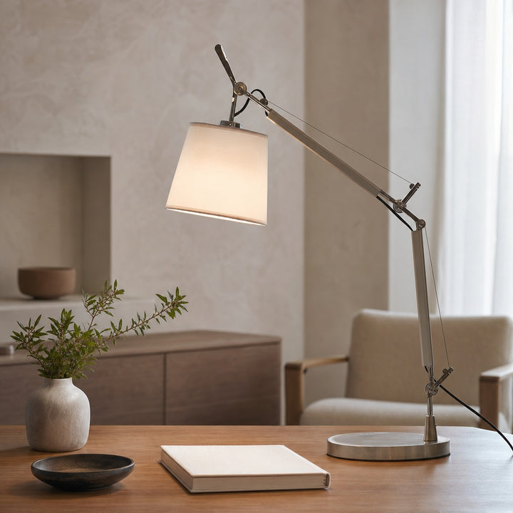 Velthea Table Lamp