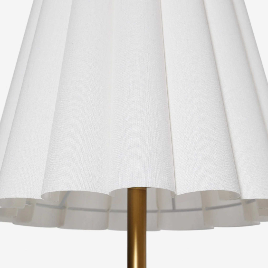 Ruffmeto Transitional Slim Table Lamp – Sculptural Shade Lighting for Living Room or Bedroom