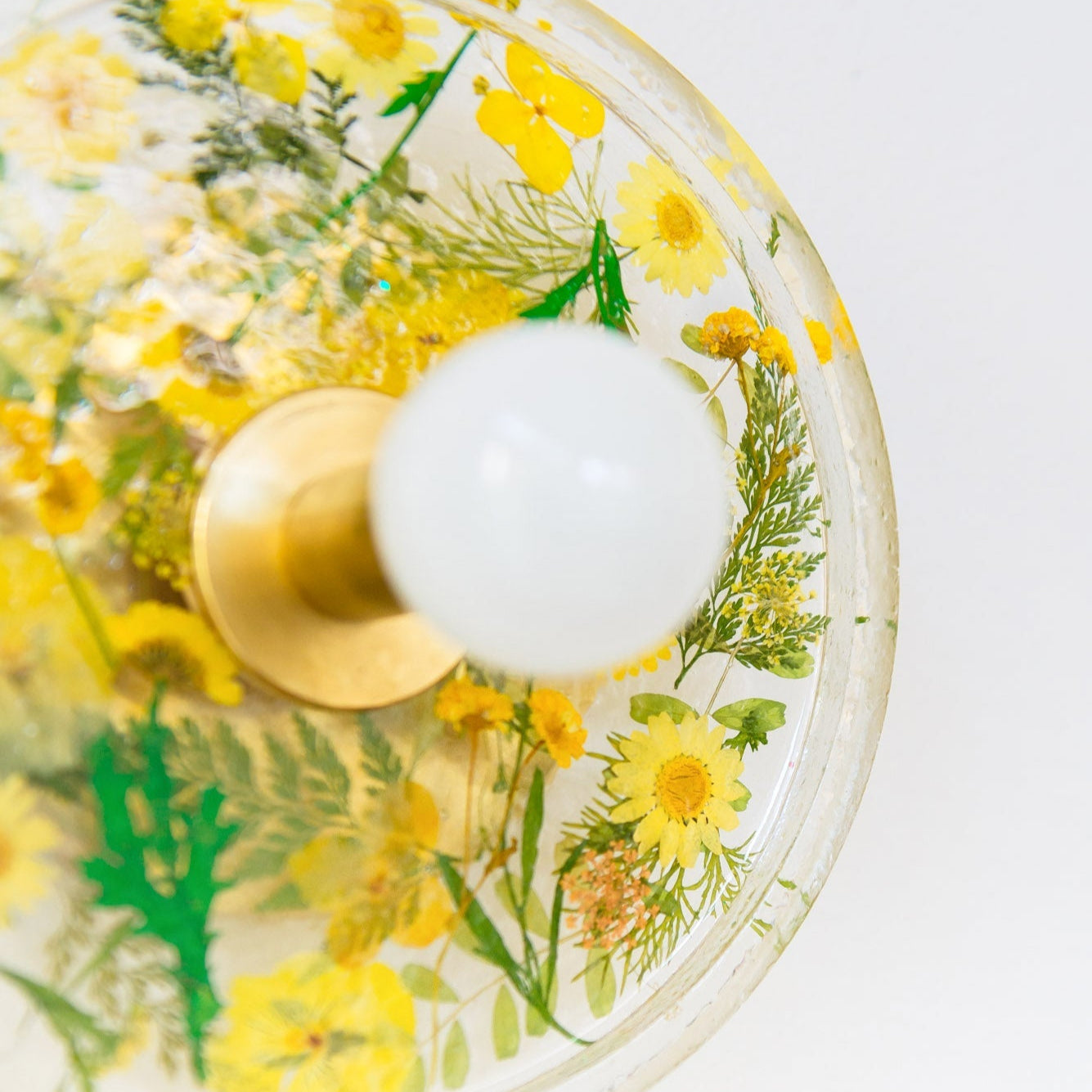 Botanical Wall Sconce - Handmade Resin Leaves Romantic Accent Lighting