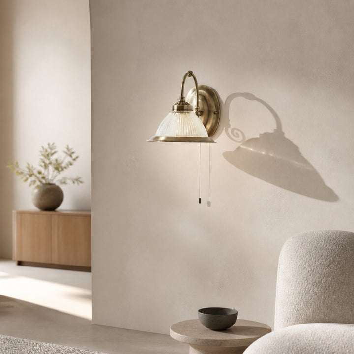 TF Vintora Ribbed Glass Wall Lamp - Industrial Bell Shape for Diner and Hallway