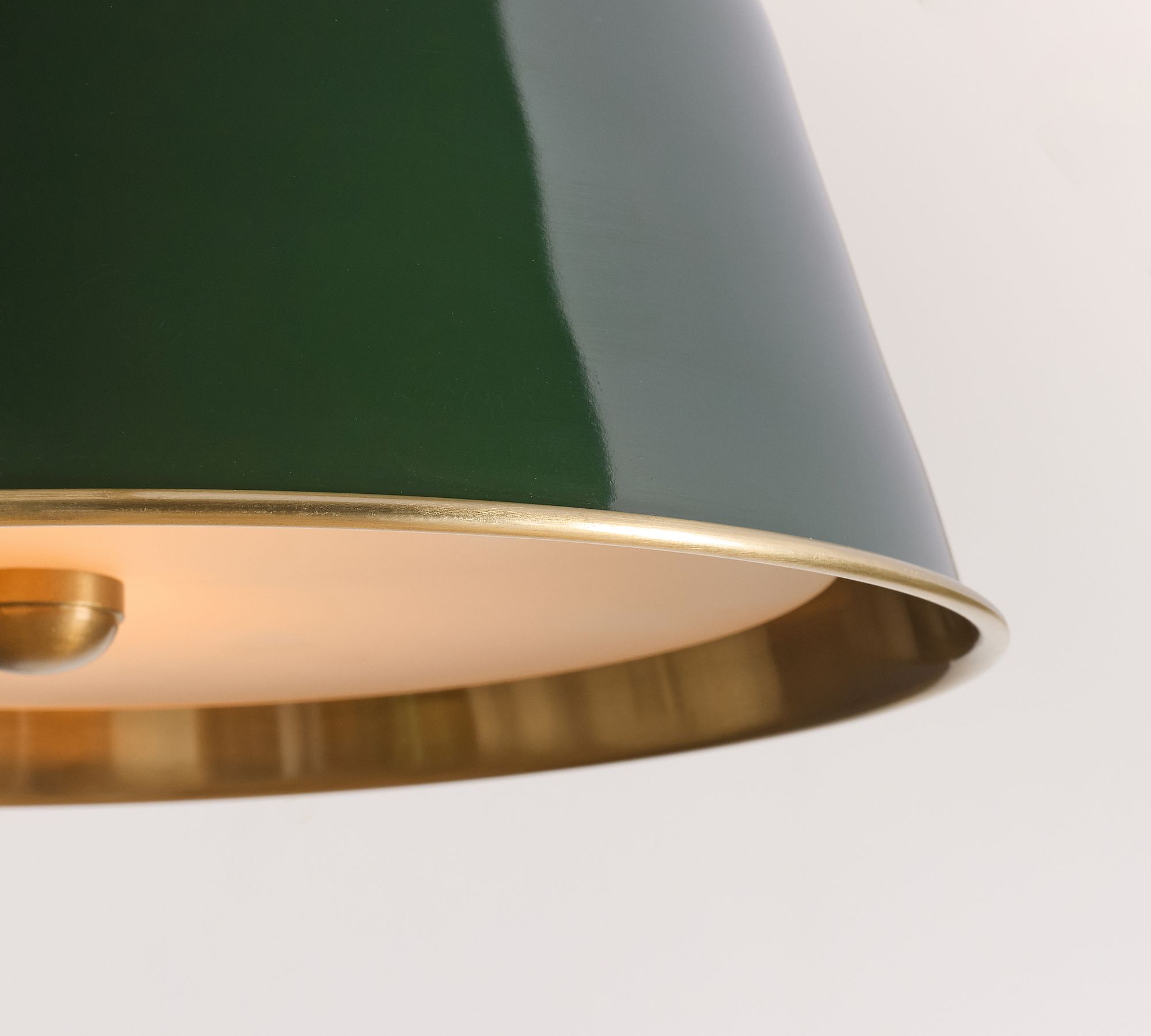 Forvara Metal Pole Pendant Light - Bell Diffuser Design for Kitchen Islands