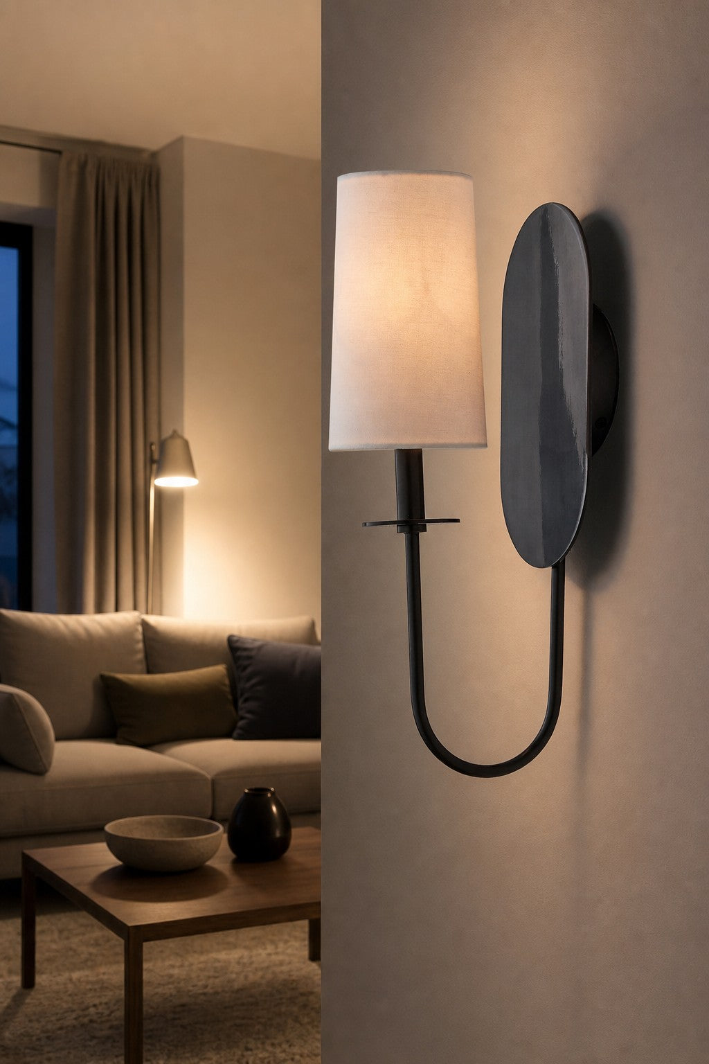 Lara Wall Lamp