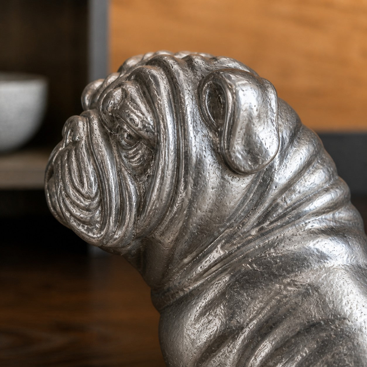 Floxo white copper bulldog profile detail