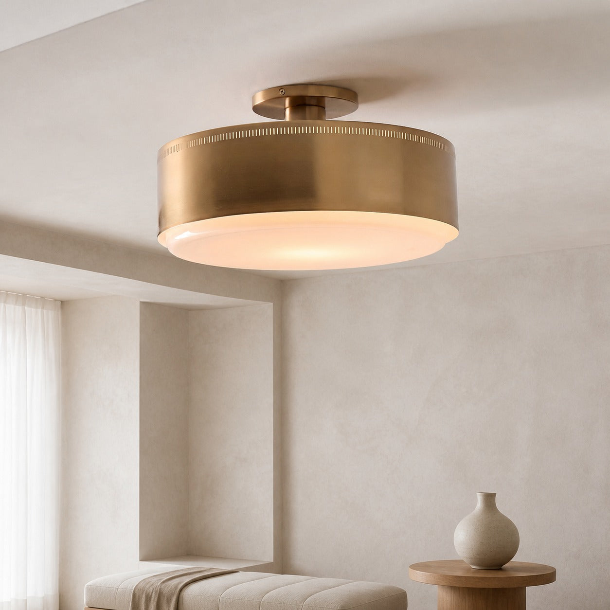 Bolvira Metal Flush Mount - Contemporary Ceiling Light with Subtle Glow