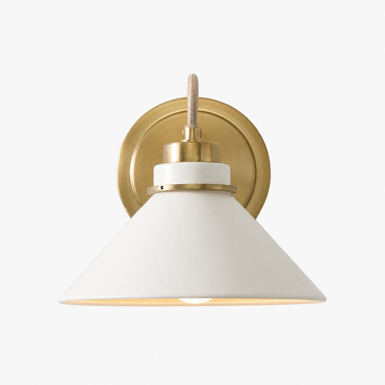 Aurenza Sconce – Farmhouse Wall Light with Metal Accents for Cozy Spaces