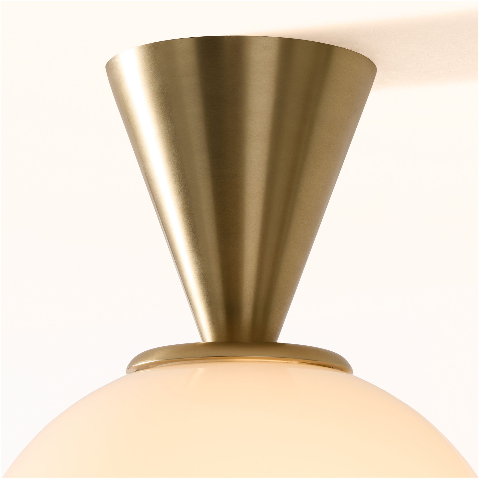 Ulvara Contemporary Round Ceiling Light – Sleek Flush Mount Fixture for Modern Interiors