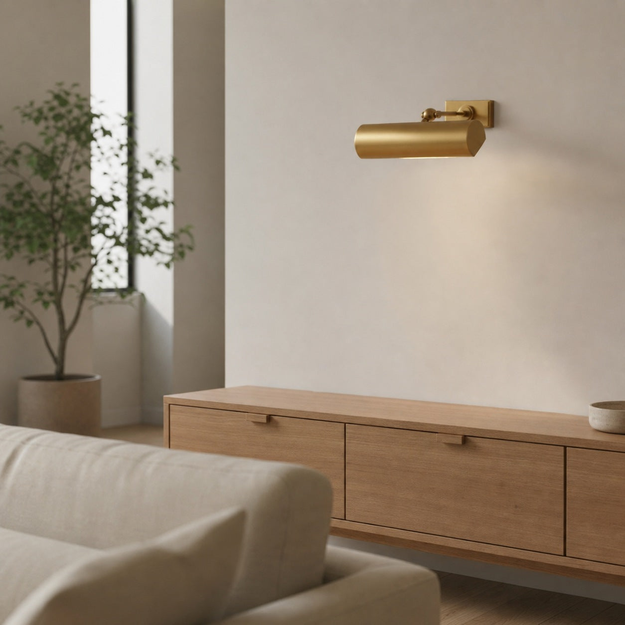Modo Modern Wall Sconce - Angular Metal Arm Design Industrial Wall Lamp
