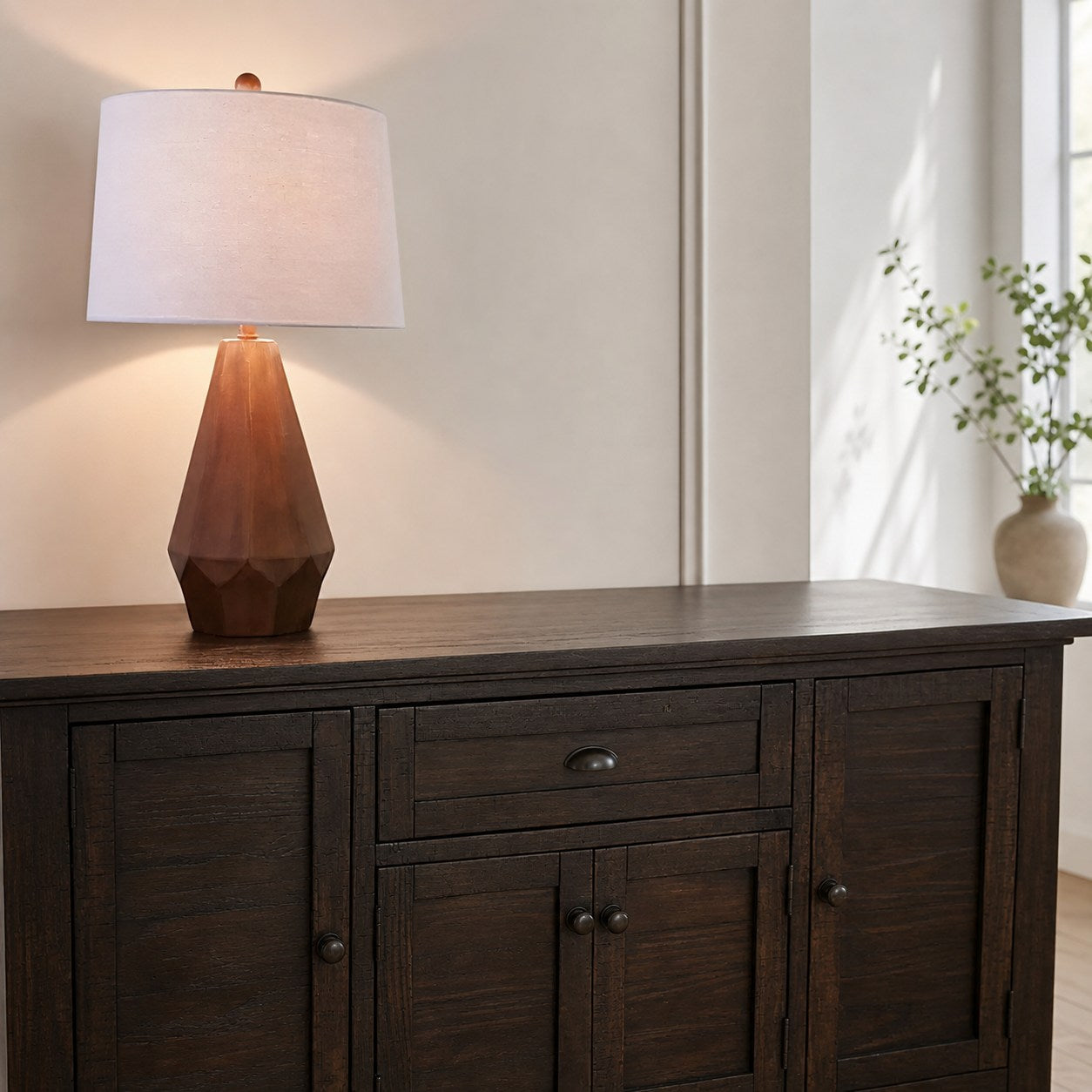 Vaughn Table Lamp