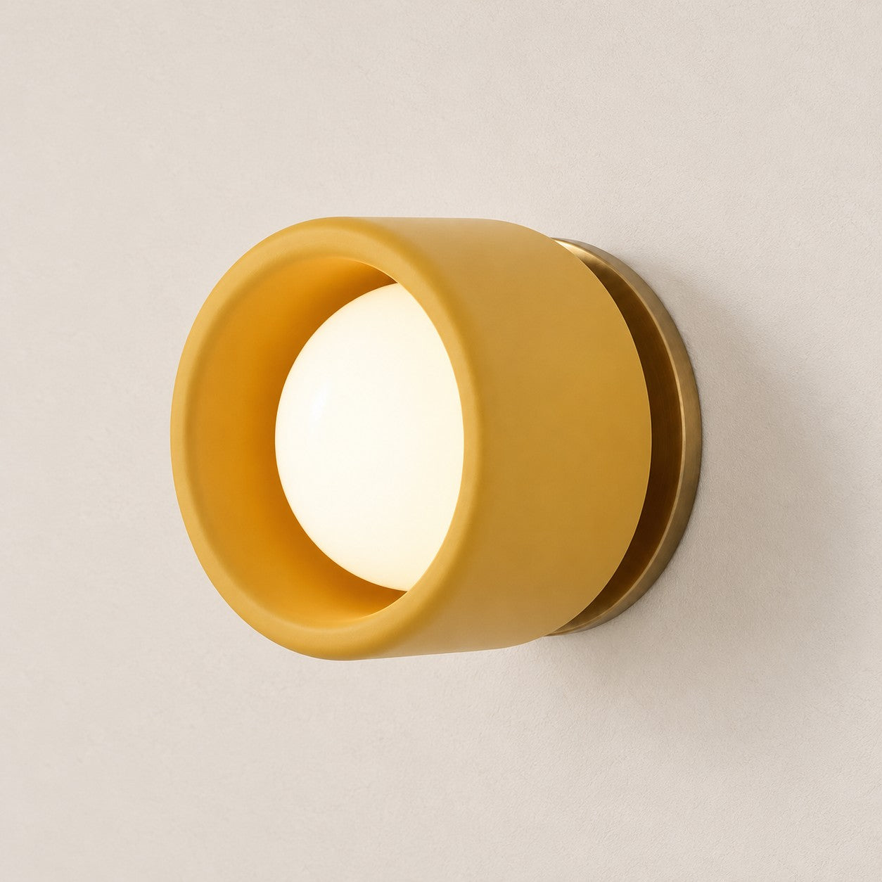 Cerova porcelain sconce, style A, yellow