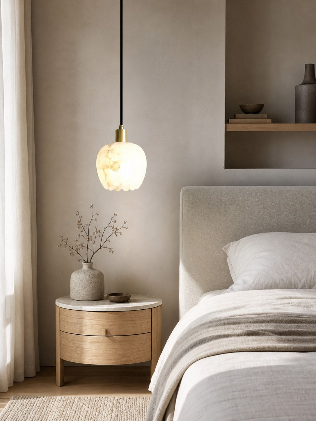 Lilin Alabaster Pendant Light