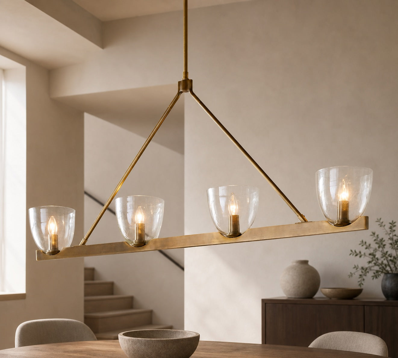 Auria Hand-blown Glass Metal Chandelier - Contemporary Brass Design
