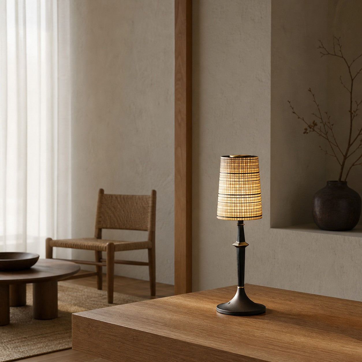 Devon Black Table Lamp (Built-in Battery)