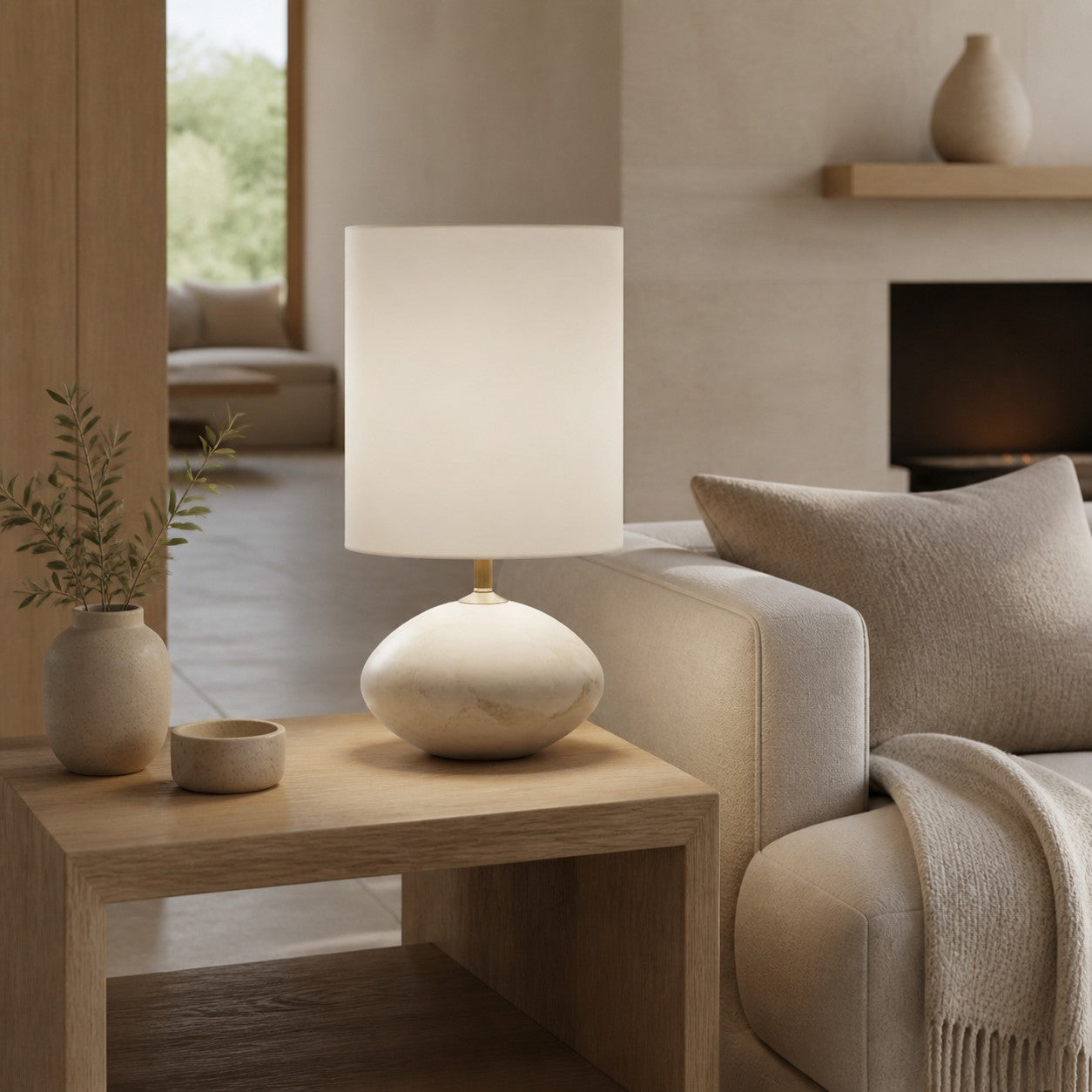 Albi Table Lamp Sleek Cylinder Base - Warm Glow for Modern Interiors and Small Spaces