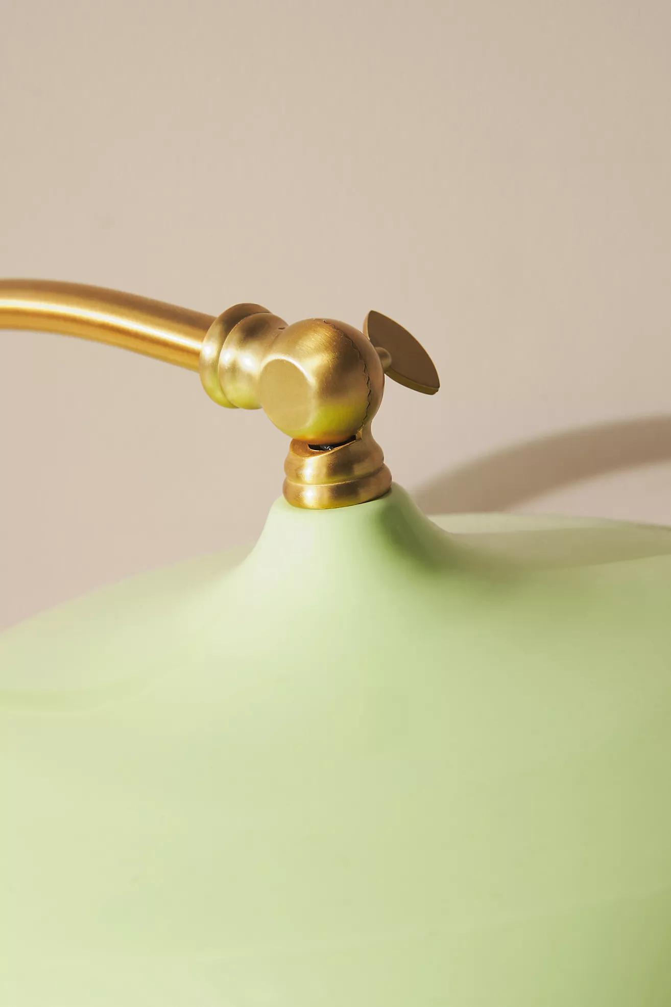 Rayla Vintage Brass Finish Table Lamp – Scalloped Glass Shade for Bedroom Accent