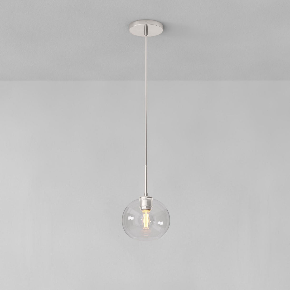 Selvion Sculptural Globe Pendant Light - Modern Glass Pendant Lamp - Sleek Design