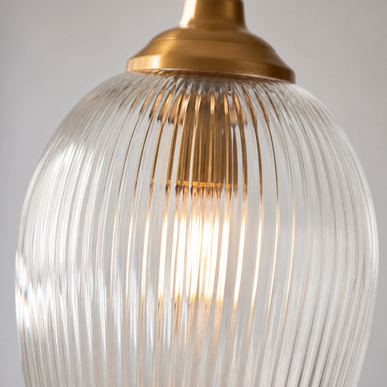 Brazara Multi-Light Glass Shade Pendant Lamp – Curved Metal Arms for Modern Homes