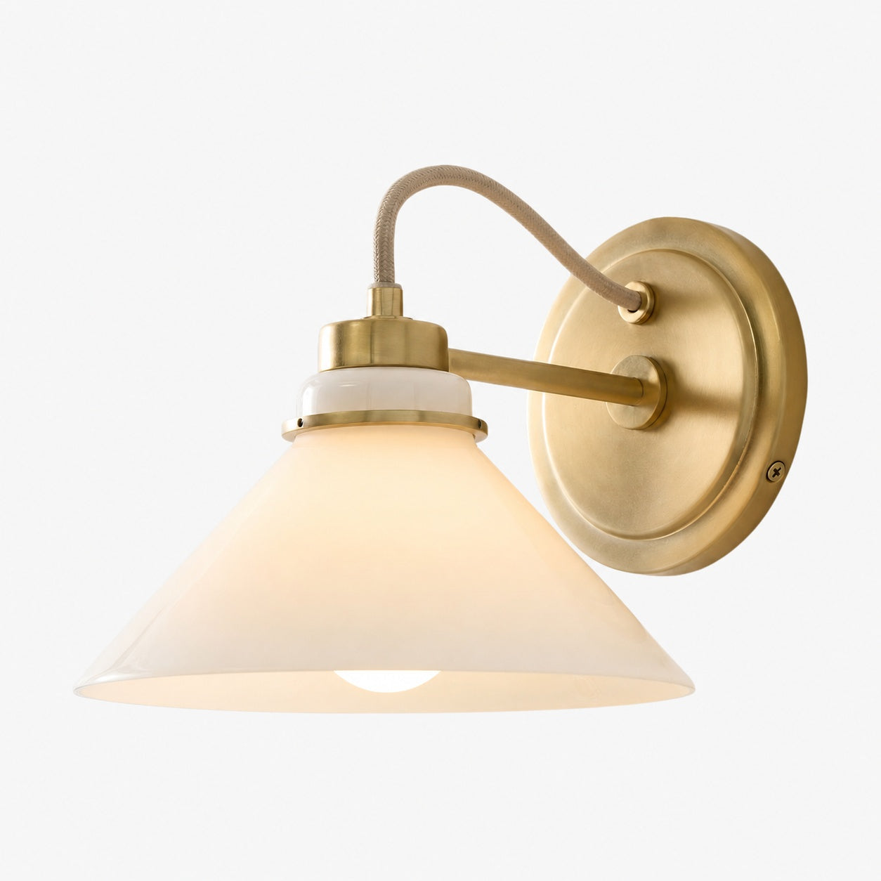 Aurenza Sconce – Farmhouse Wall Light with Metal Accents for Cozy Spaces