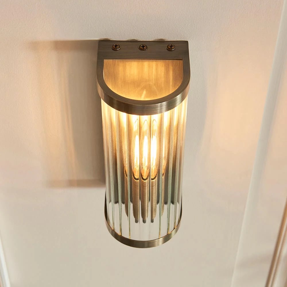 RibGlow Art Deco Ribbed Glass Wall Light - Vintage-Inspired Sconce for Living Room