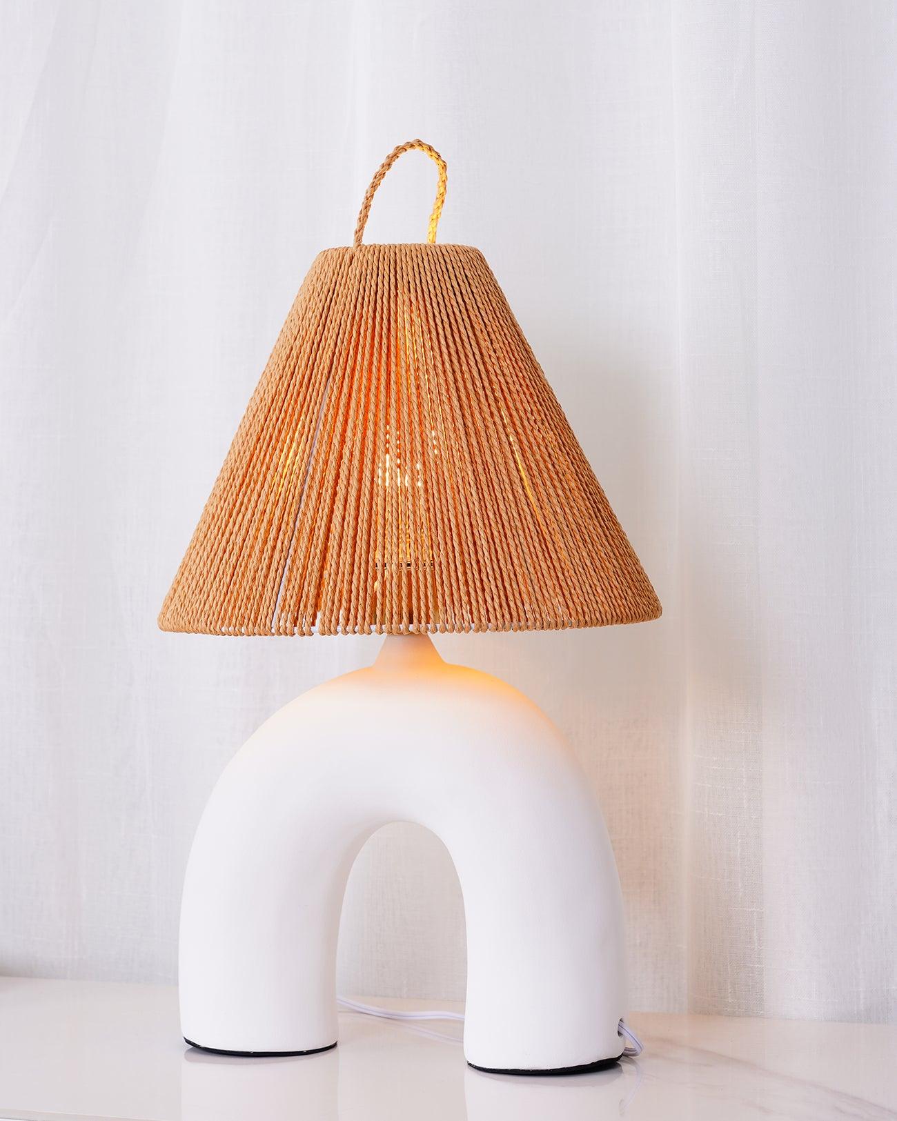 Arch - Shaped Straw Hat Table Lamp