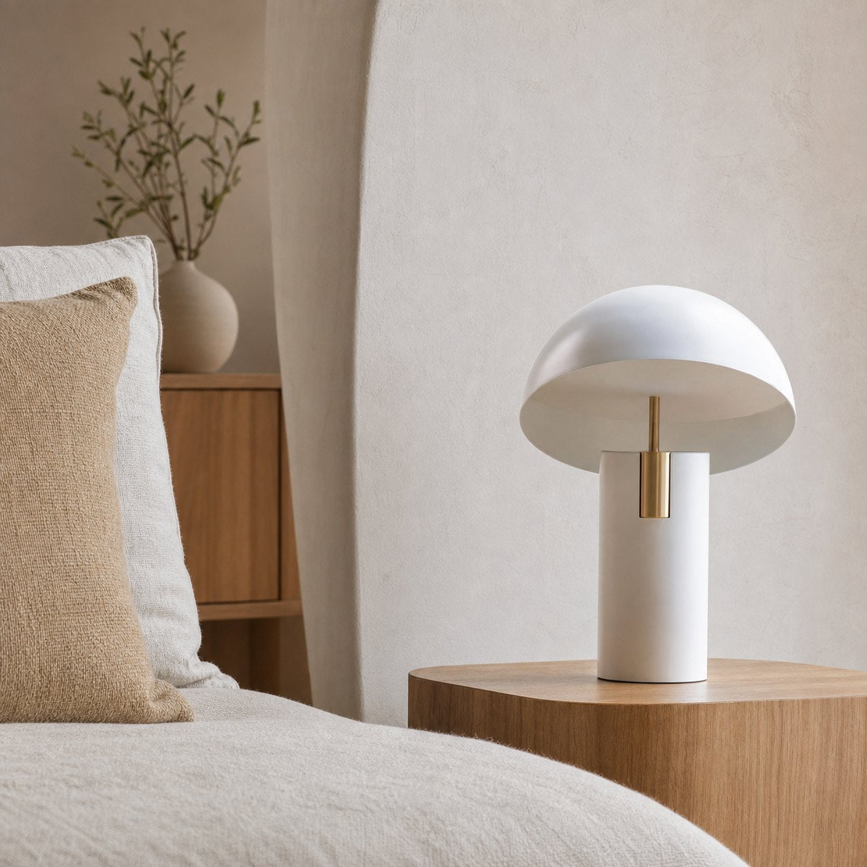 Avo Table Lamp