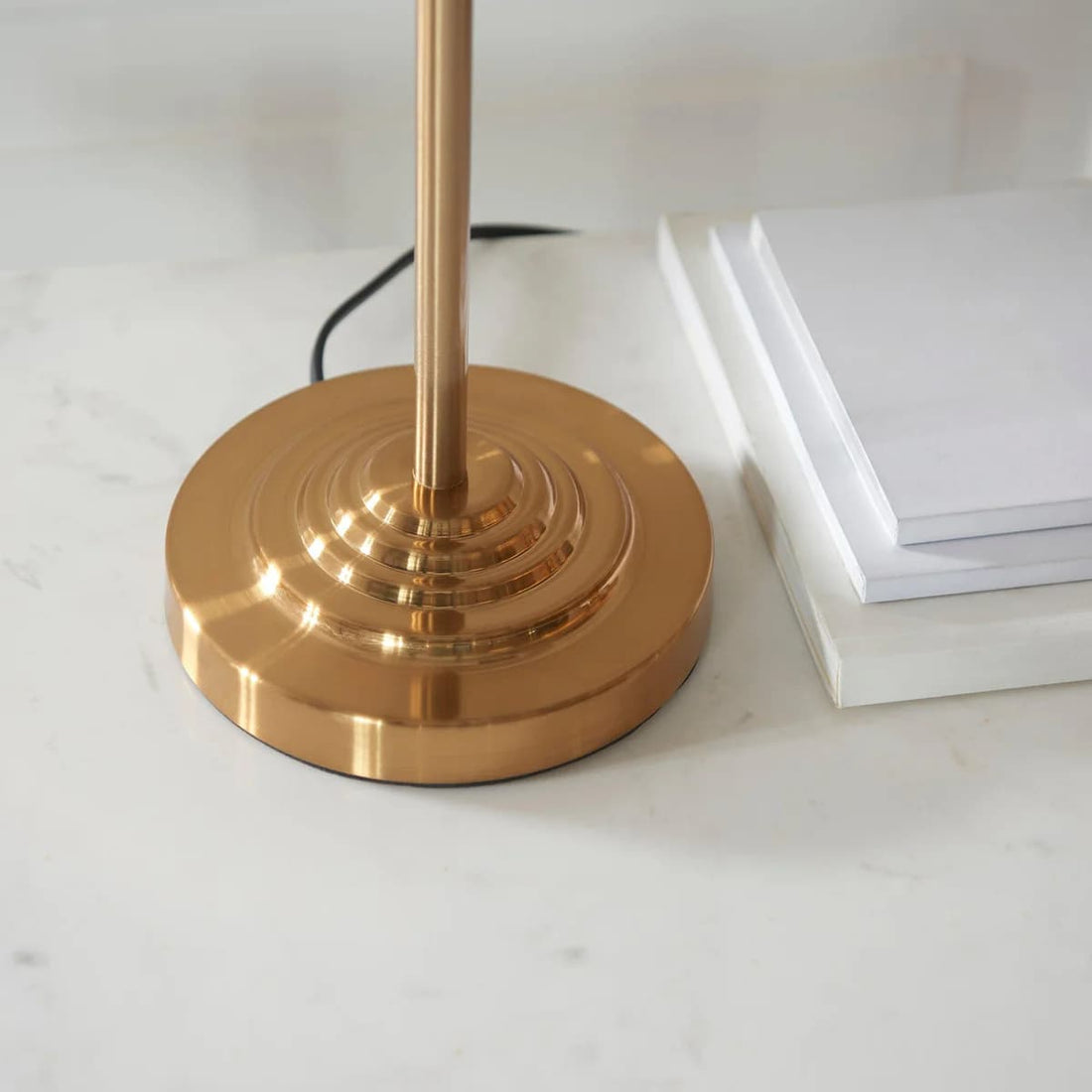 Tela 1‑Light and 3‑Light Table Lamp – Modern Linen & Metal for Bedside or Living Room