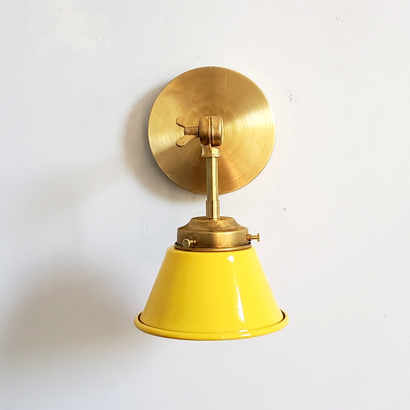 Modern Cone With Elegant Swivel Mechanism Brass Wall Lamp