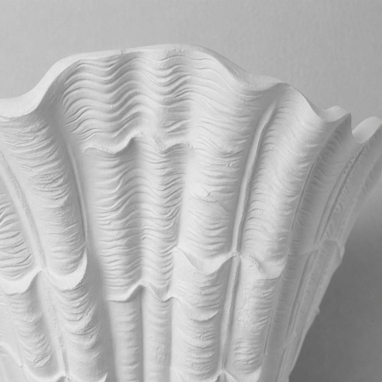 Seavira Organic Seashell Texture Wall Light - Modern Plaster Sconce for Living Room and Entryway