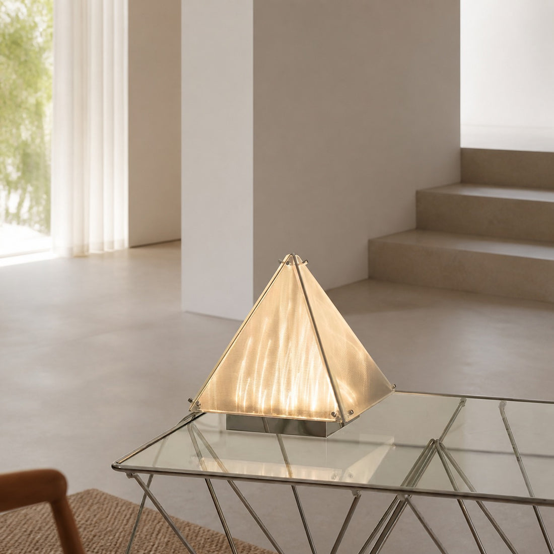 Fragment Table Lamp