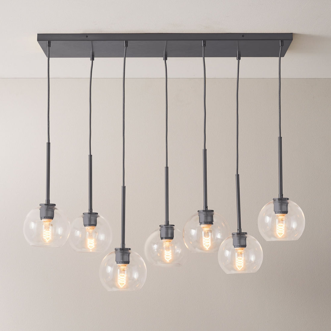 Selvion Elegant 7-Light Globe Chandelier – Glass Pendant Light