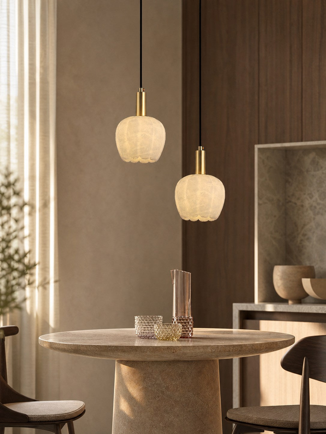 Lilin Alabaster Pendant Light