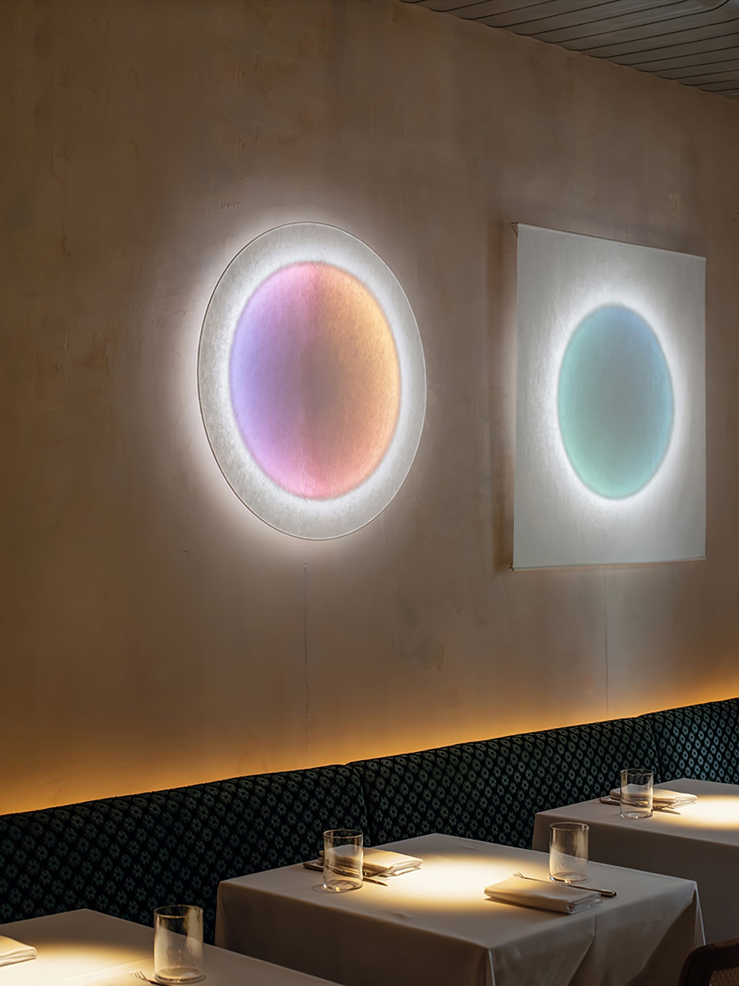 Modern Simple Plug-In Round Wall Lamp