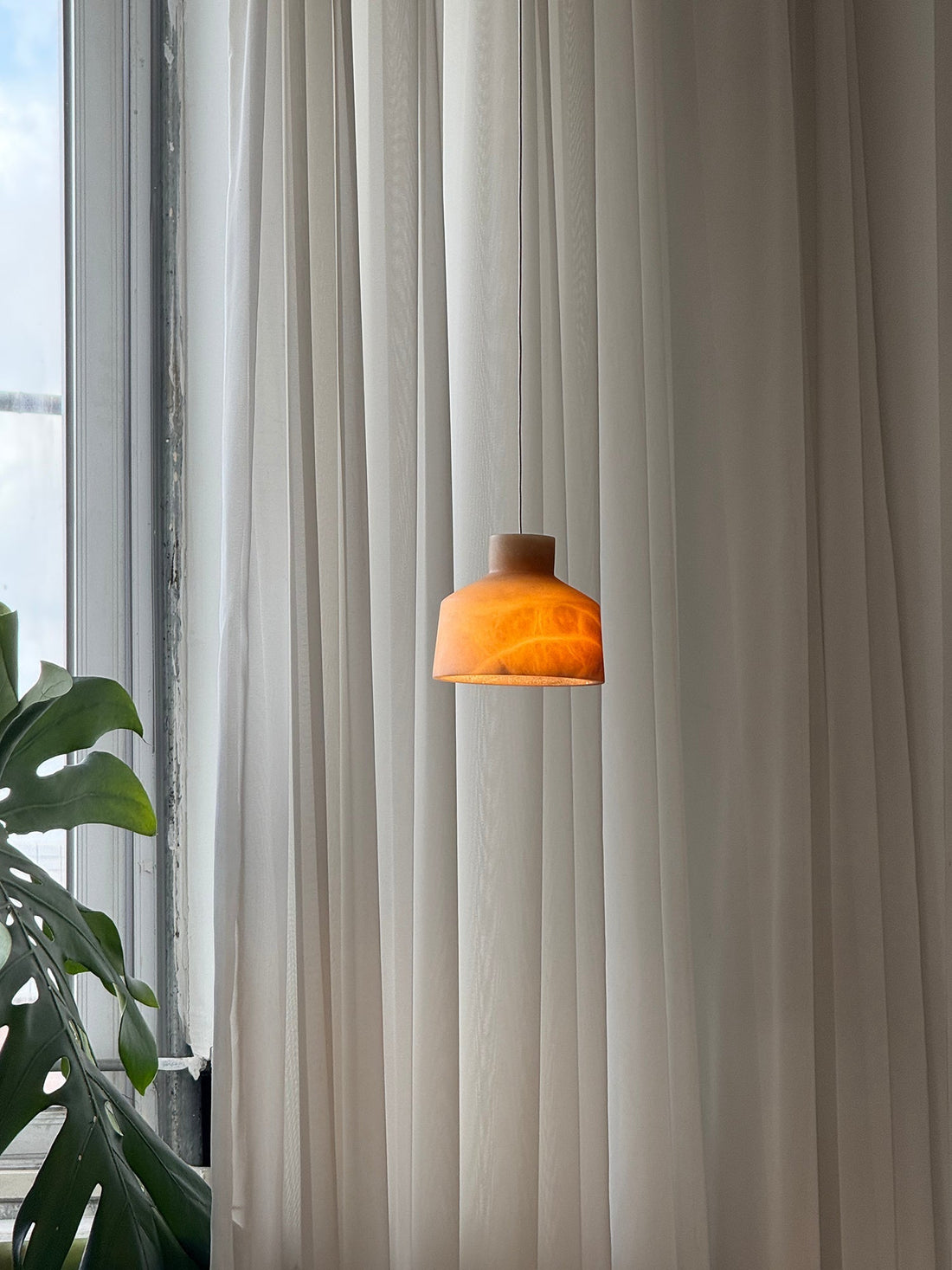 Alabaster Veining Pendant Lamp