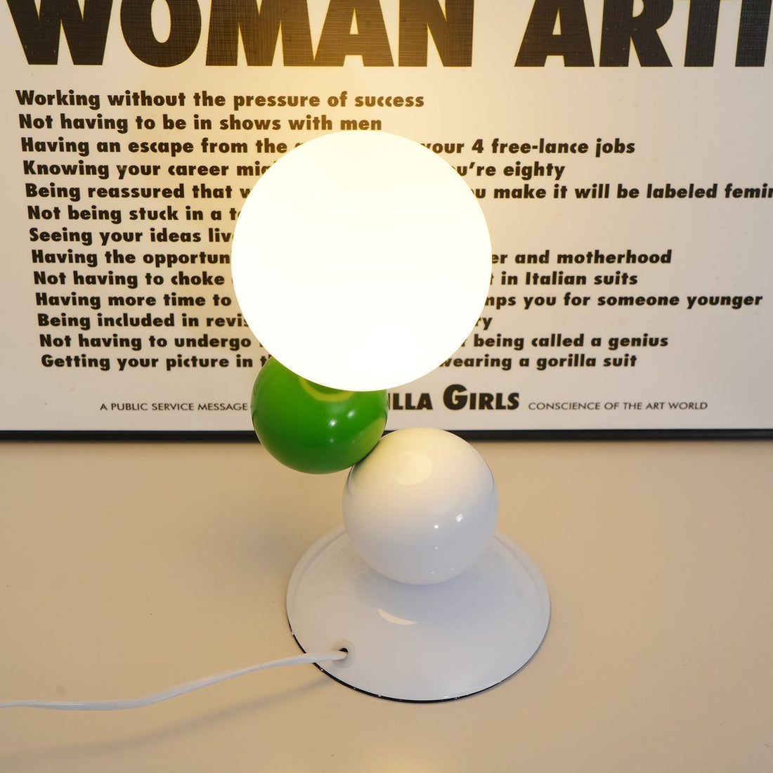 Colorful Ball Stacking Table Lamp