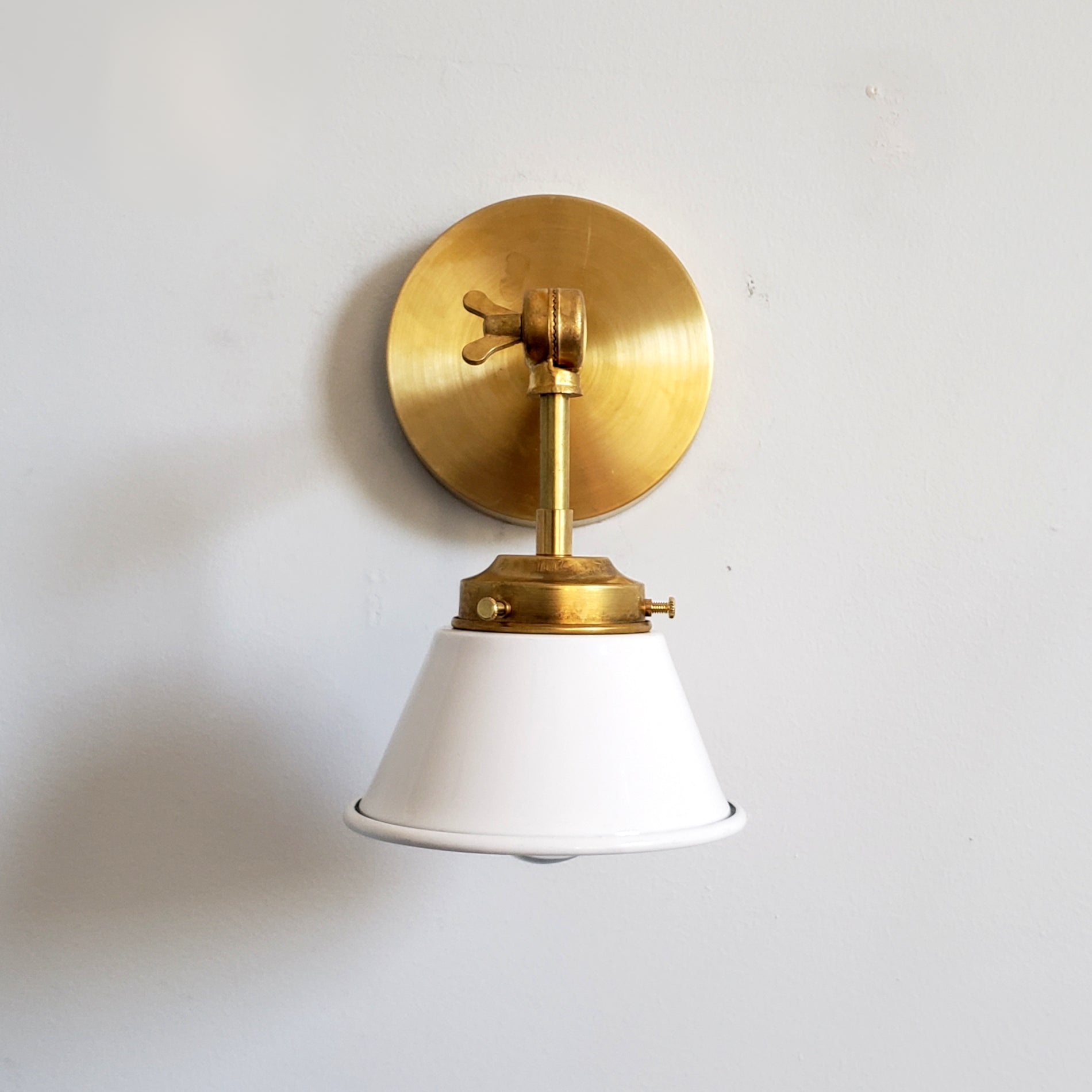 Modern Cone With Elegant Swivel Mechanism Brass Wall Lamp