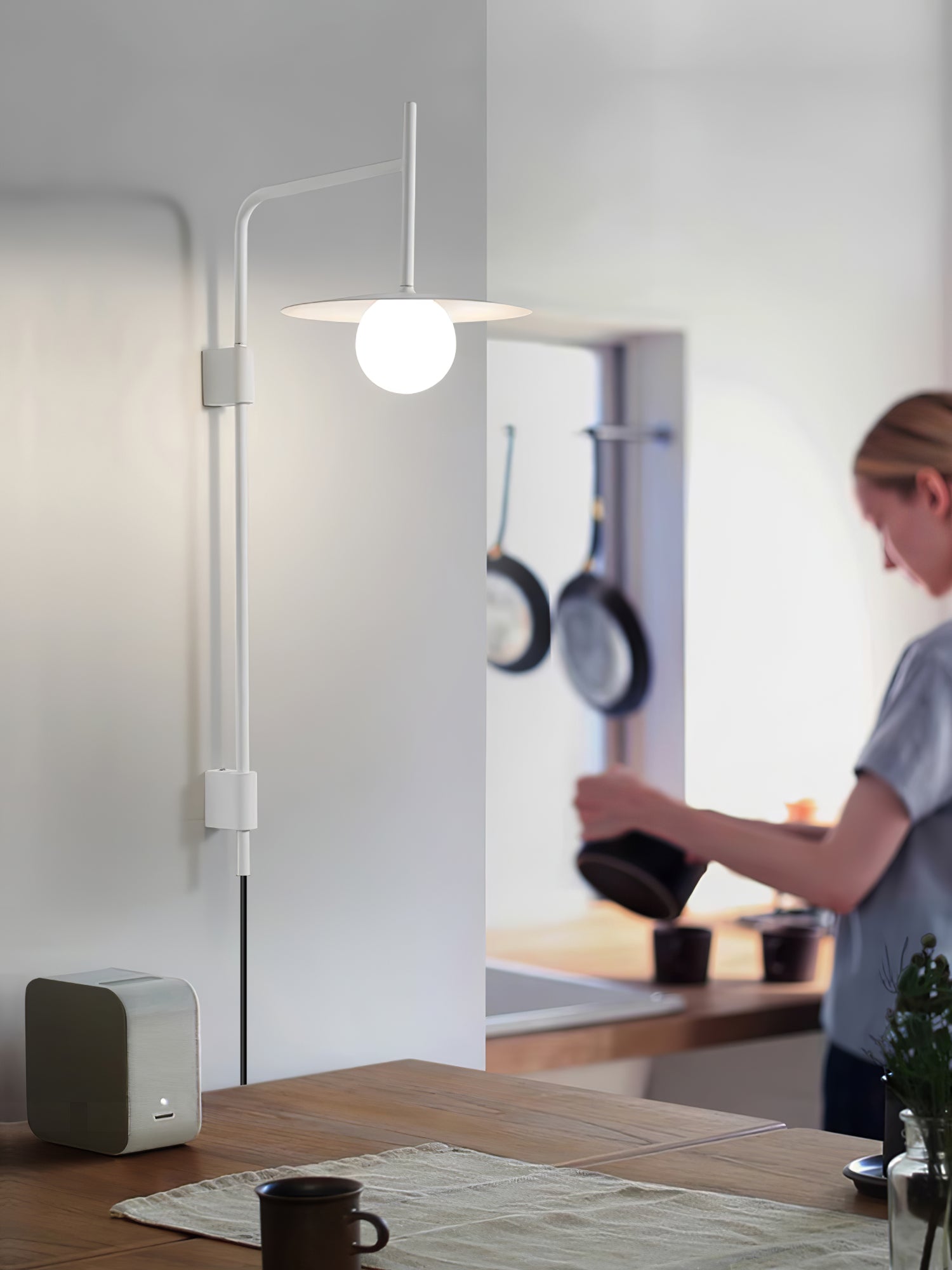 Gea Metal Swing Arm Wall Lamp - Scandinavian Minimalist Nordic Sconce