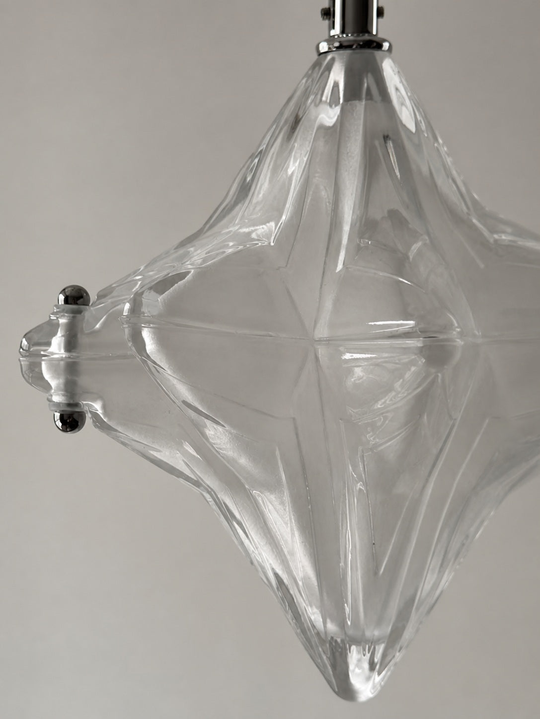 Art Deco Astris Star Chandelier – Frosted Glass Deco Fixture for Dining Room