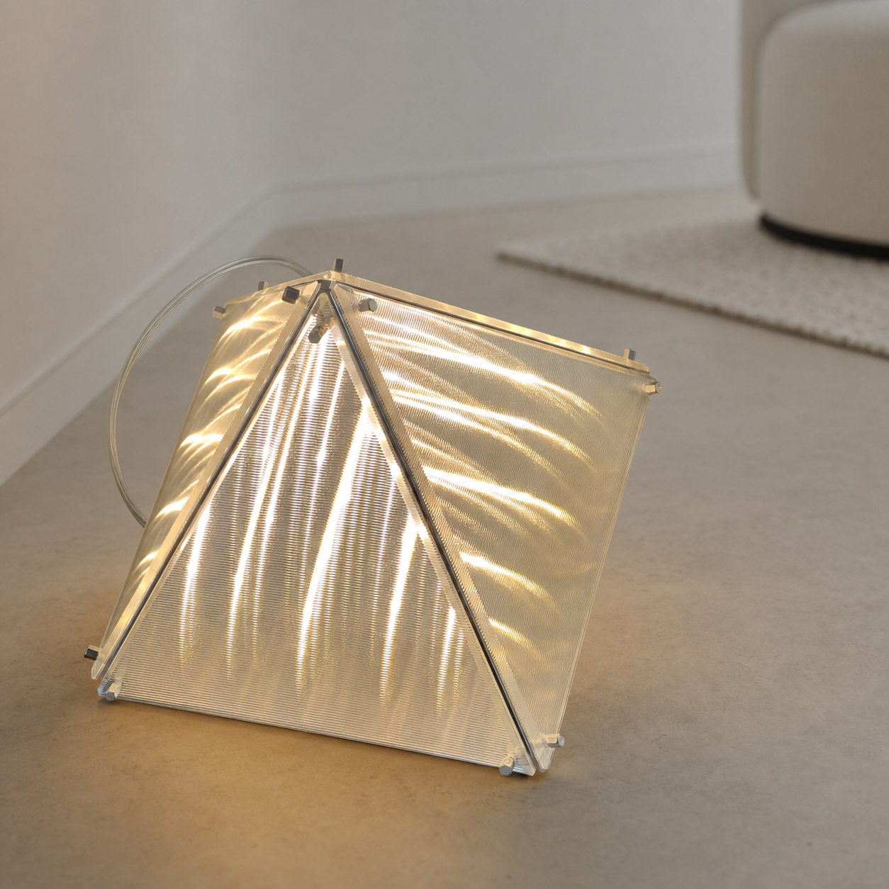 Fragment Table Lamp
