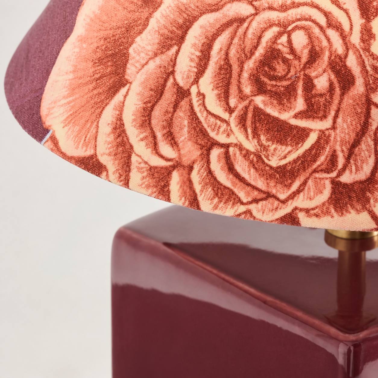 Aeva Ceramic Table Lamp - Modern Grace Design with Playful Polish
