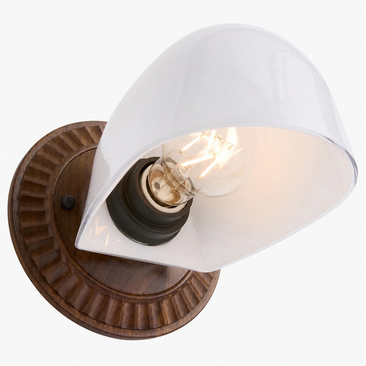 Fiesta Fluted Wall Sconce – Art Deco Inspired Design with Soft Ambient Lighting for Bathroom or Bedroom
