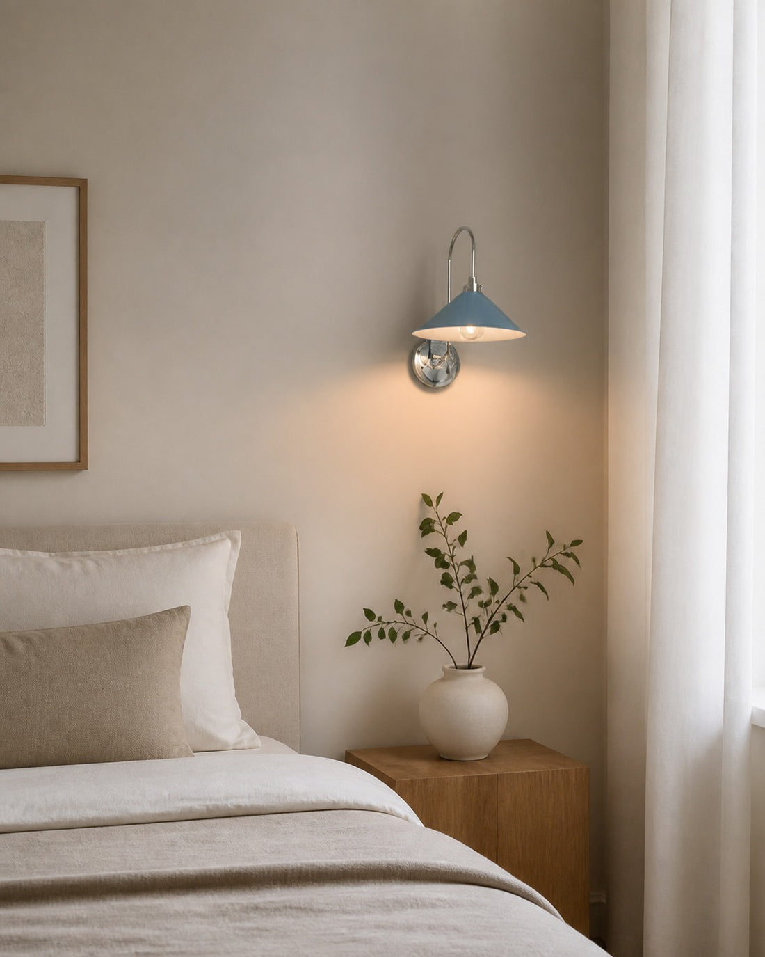 Ivoran Brass Gooseneck Wall Sconce - Curved Arm Dome Shade Light for Bedroom and Hallway