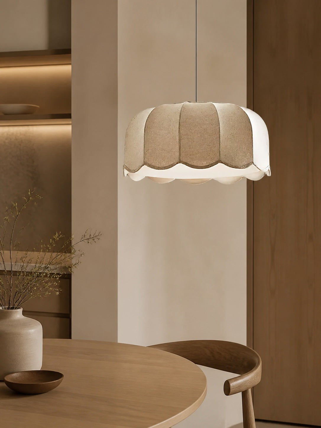 Banana Leaf Pendant Lamp