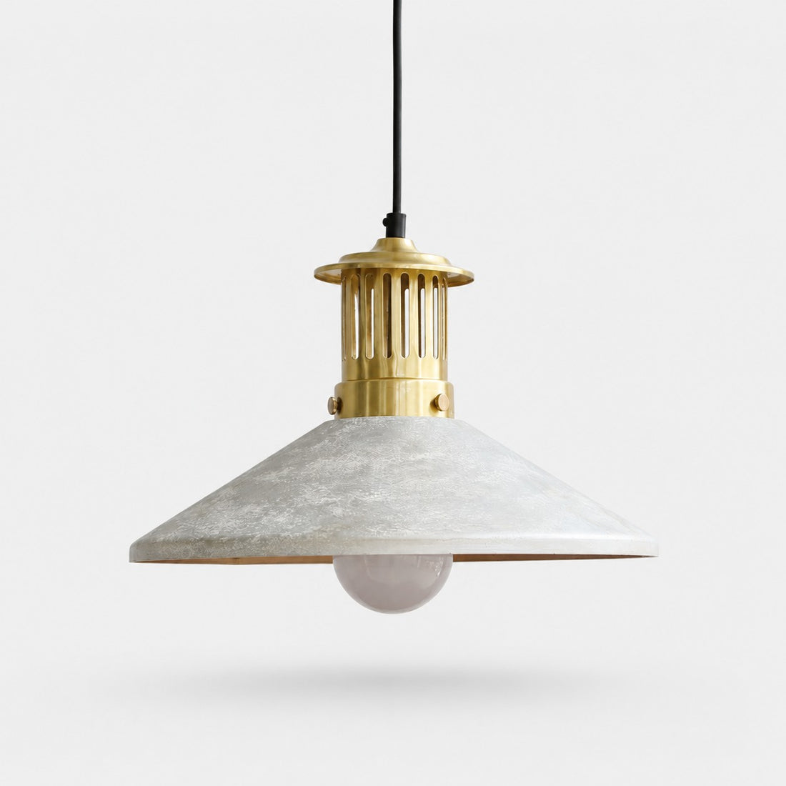 Hand-Rusted Nordic Farmhouse Pendant Light Fixture