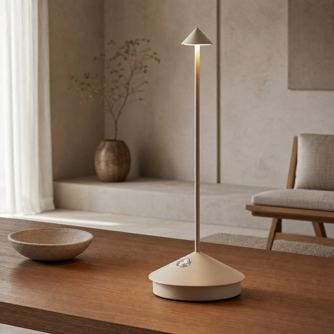 Glimma Cordless Rechargeable Table Lamp Modern Design LED Touch Lighting for Home Decor N39