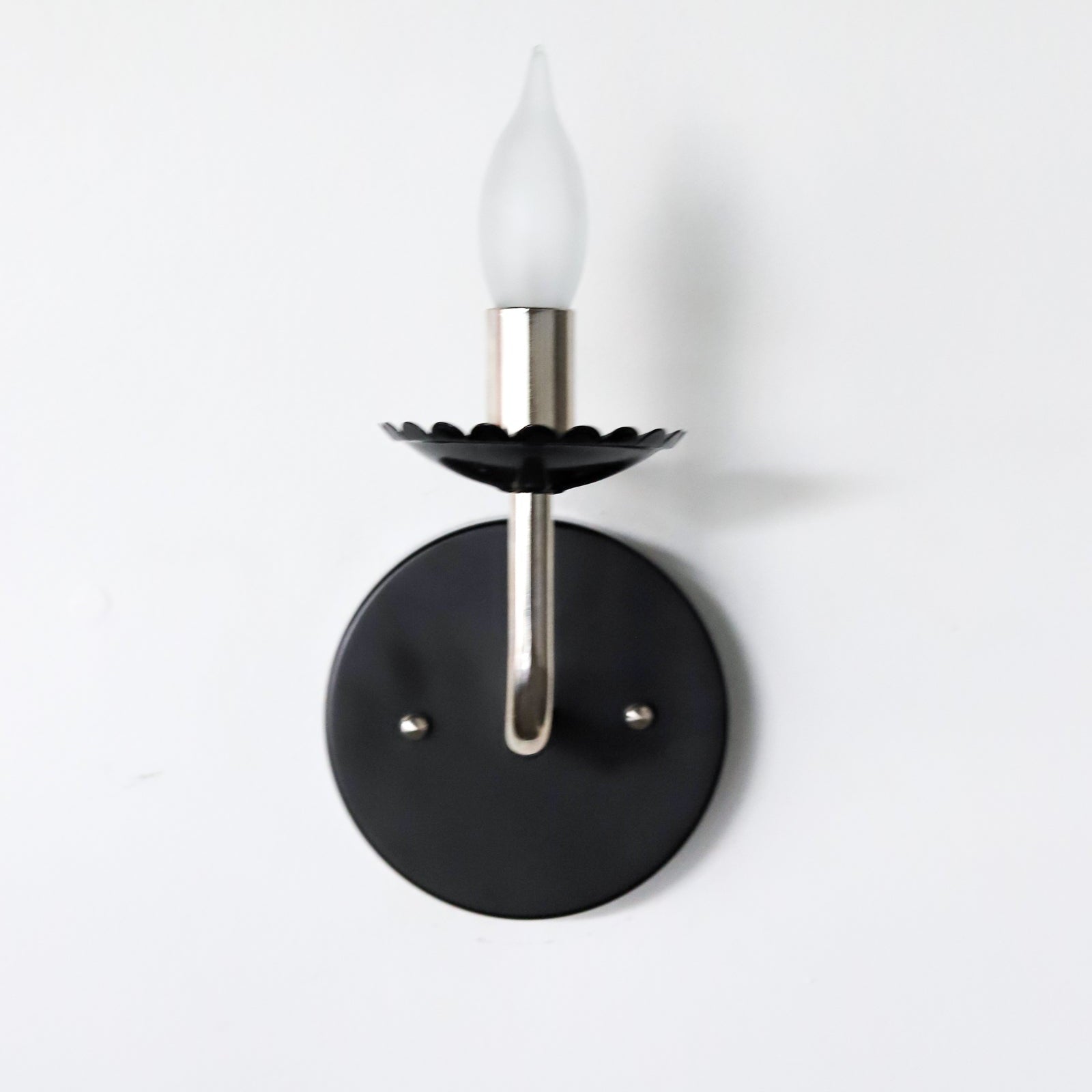 Decorative Wall Sconce Lighting - Retro Minimalist Style for Any Room