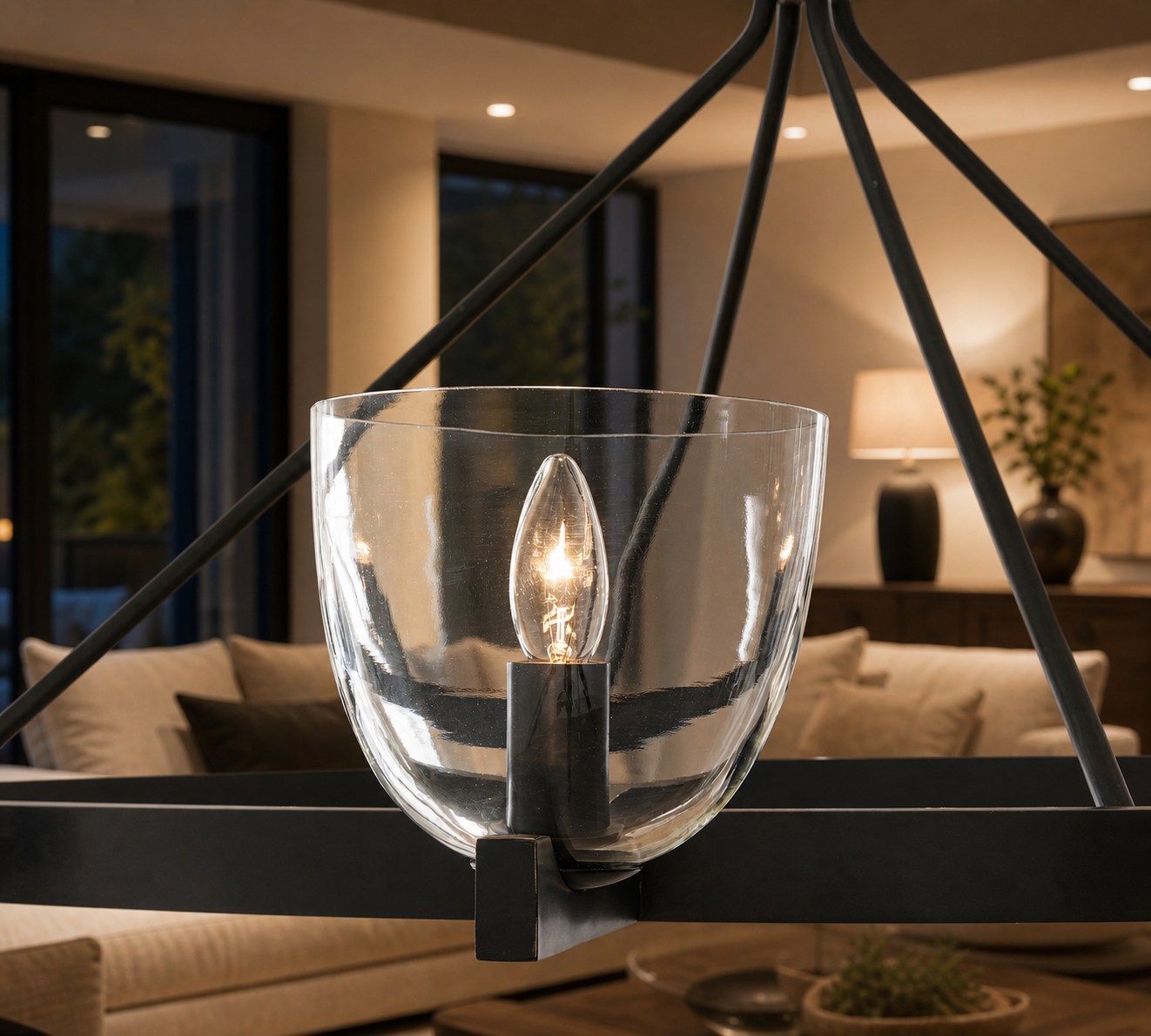 Auria Hand-blown Glass Metal Chandelier - Contemporary Brass Design