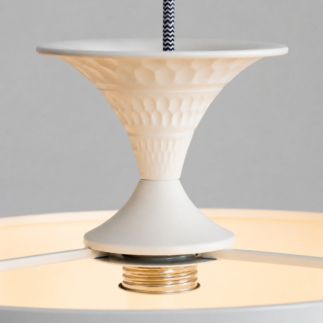 Alaria Design Pendant Lamp - Artistic Pendant Light with Ambient Shadow for Living Room