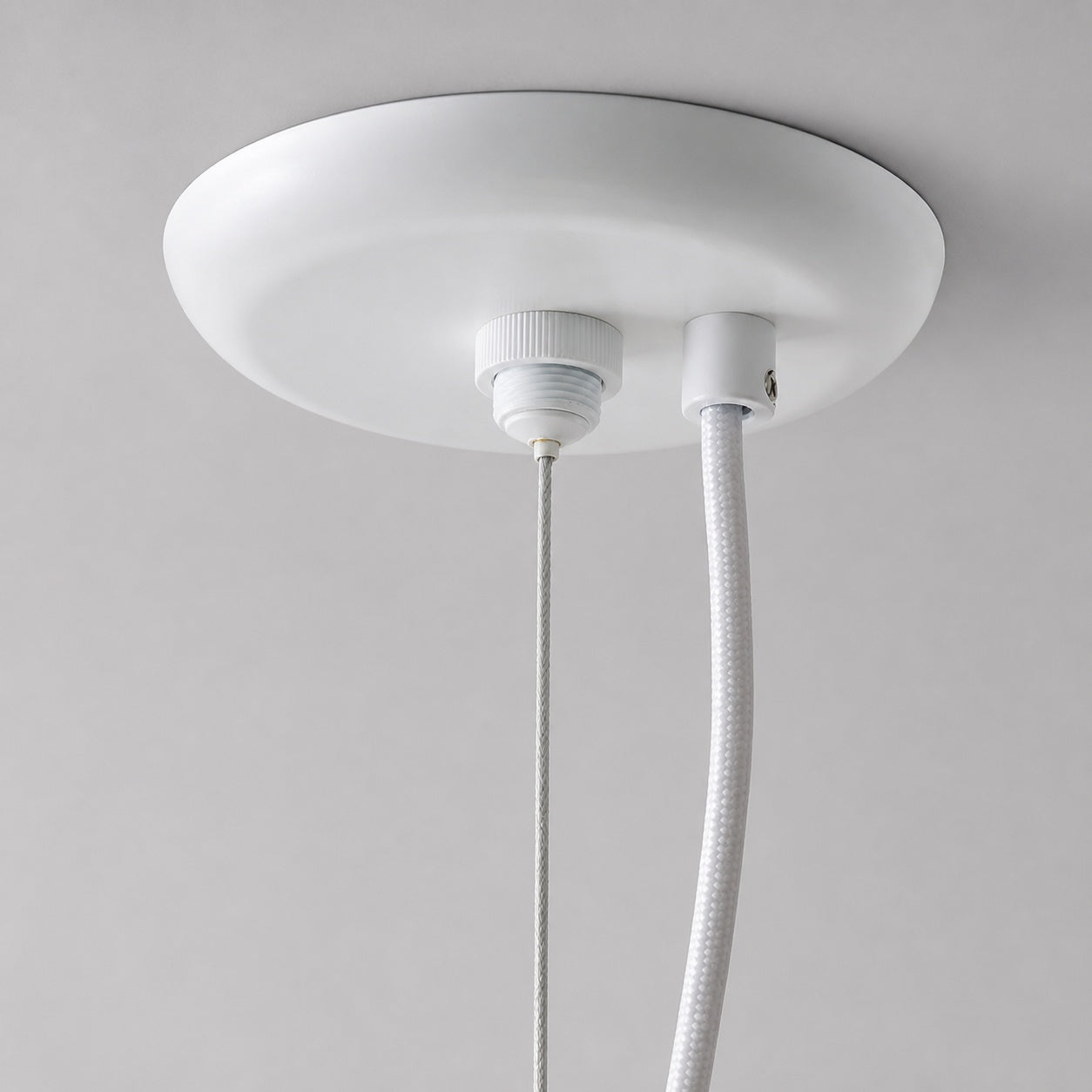 Lumivelle Minimalist Glass Pendant – Adjustable Height Dimmable Design