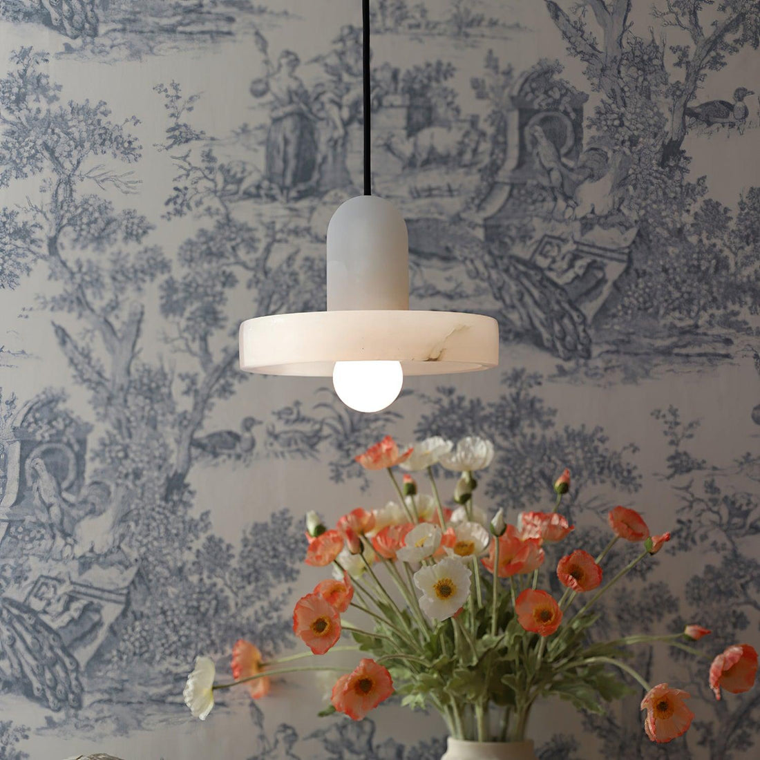 Elegant Creative White Alabaster Pendant Light