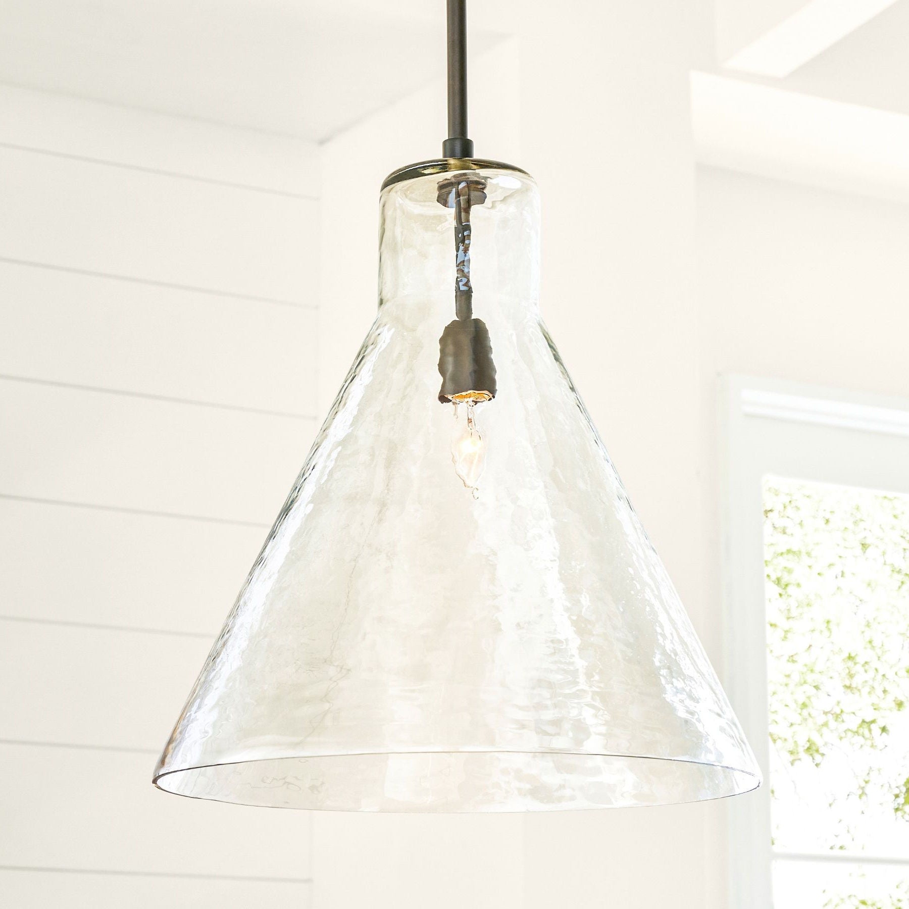 Glavira Industrial Metal Canopy Pendant – Soft Light Diffusing Fixture for Kitchen Islands